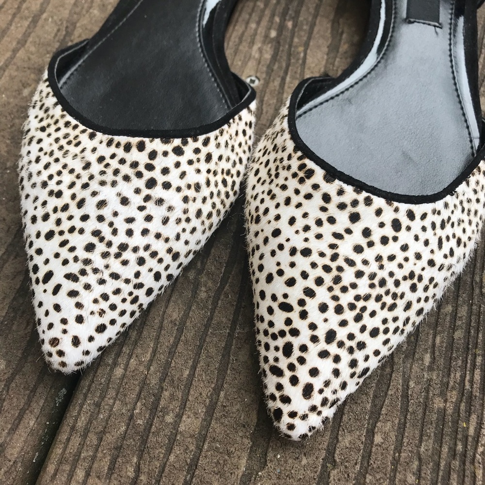 WHBM Calfhair Spotted D’Orsay Flats - Picture 4 of 7